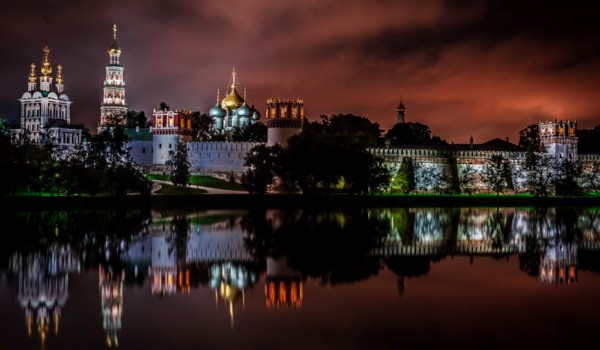 29 августа – открытие выставки работ-финалистов 3-го конкурса городской фотографии «Планета Москва»