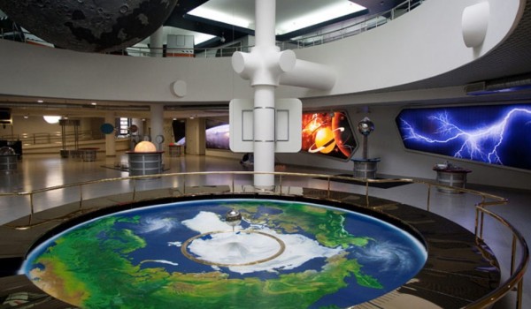 14 апреля - лекция астрофизика Сергея Попова в Московском Планетарии