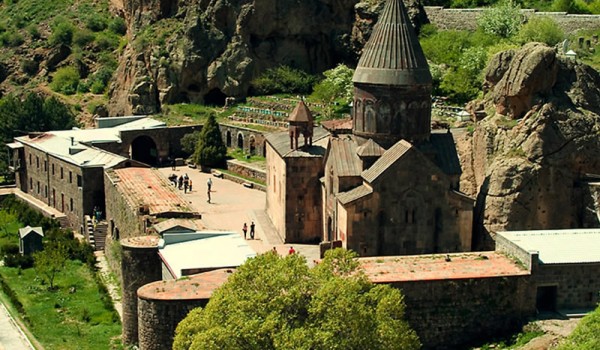 25 ноября - День армянской письменности