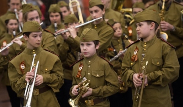 23 февраля -  День защитника Отечества в Московском Дворце пионеров 