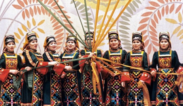 1 июля - национальный удмуртский праздник «Гербер» в саду «Эрмитаж»