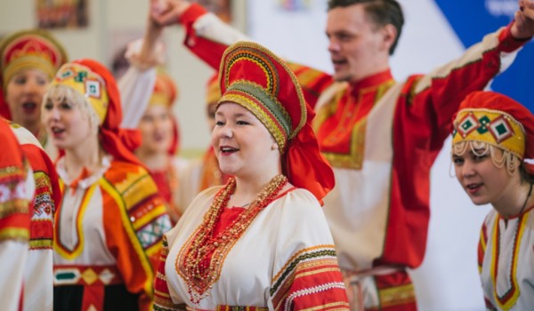 15 апреля – молодежный русский праздник «Красная горка»