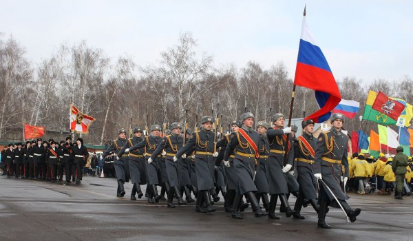 В Москве прошел военно-спортивный праздник, посвященный Дню Защитника Отечества и 70-летию Великой Победы 