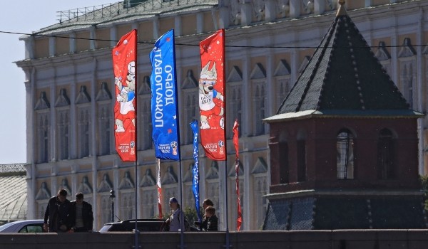 Москву начали украшать к чемпионату мира по футболу