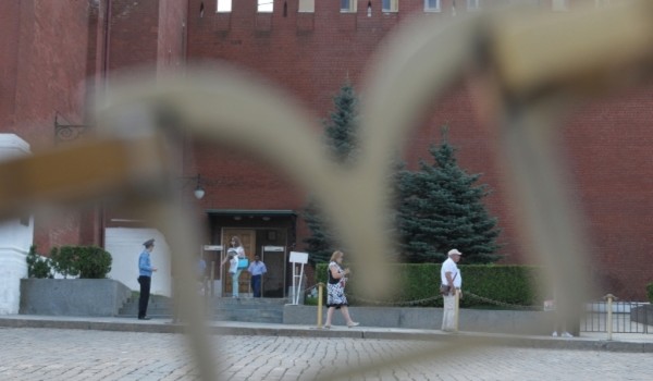 Московский Кремль будет закрыт 12 июня для посещений