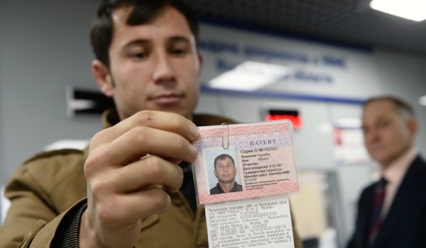 Число выданных в январе-мае трудовых патентов увеличилось на 20%