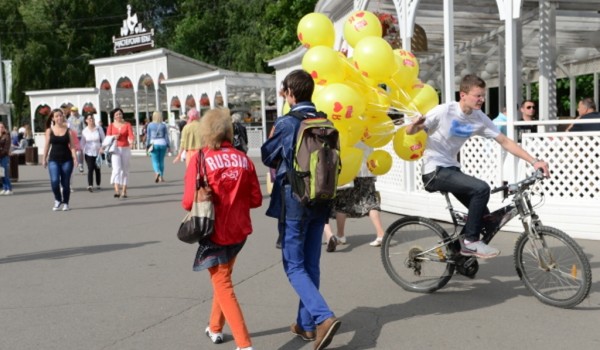Столичные парки готовятся отметить День московского транспорта