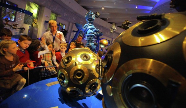 В Планетарии открыли продажу абонементов на занятия для малышей