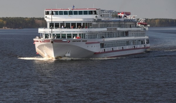Около 240 тысяч туристов отправились в речные круизы из Москвы за пять месяцев навигации