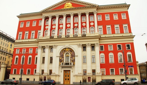 Мэр Москвы продлил полномочия глав префектур восьми административных округов столицы