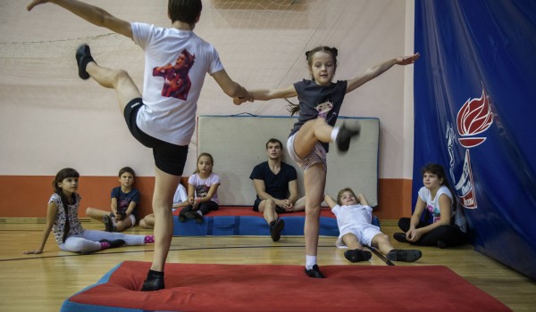 ГЗК  Москвы одобрила продление сроков строительства школы спортивных танцев в Крылатском до 30 апреля 2019 года