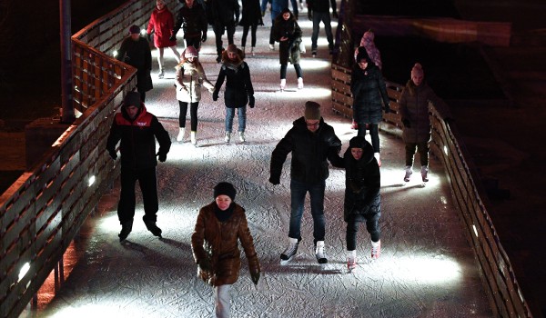 22 ноября планируется открытие катка в Парке Горького