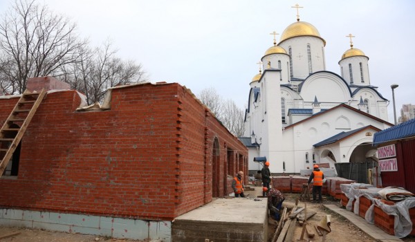Приходской дом при храме Торжества Православия будет сдан в октябре 2019 года