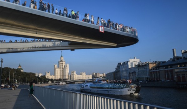 Собянин: Москва из города для заводов превратилась в город для людей