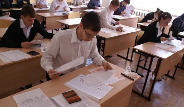 Количество высокобалльных результатов ЕГЭ в московских школах составило порядка 47 тыс. человек в 2018 году