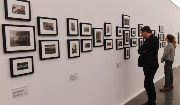 28 января - выставка «Анна Франк. Дневники Холокоста» в Еврейском музее и центре толерантности