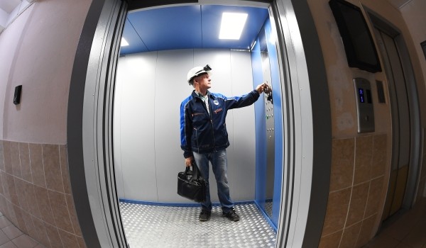 В Москве с 2011 года заменено более 32 тысяч лифтов