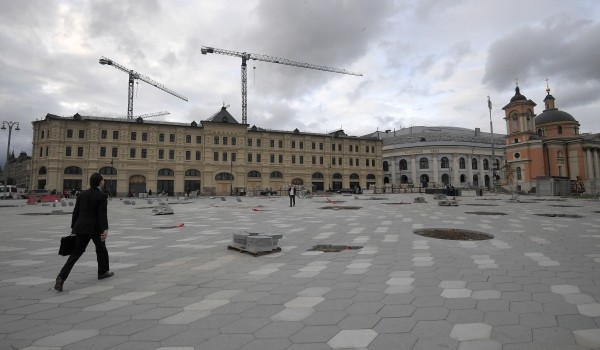 Движение по ряду улиц в районе Гостиного двора перекроют 20 февраля