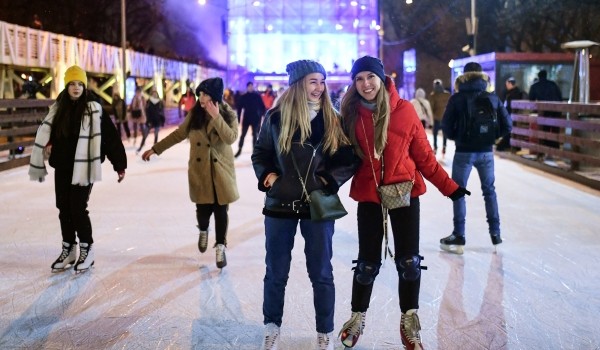 «Электровечеринка» пройдет на катке в Парке Горького 28 февраля