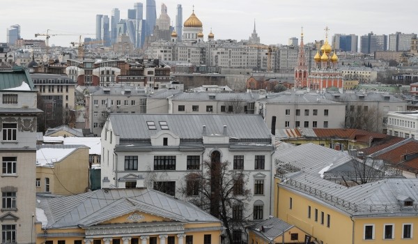 «Желтый» уровень опасности из-за сильного ветра продлен в столице на 5 марта