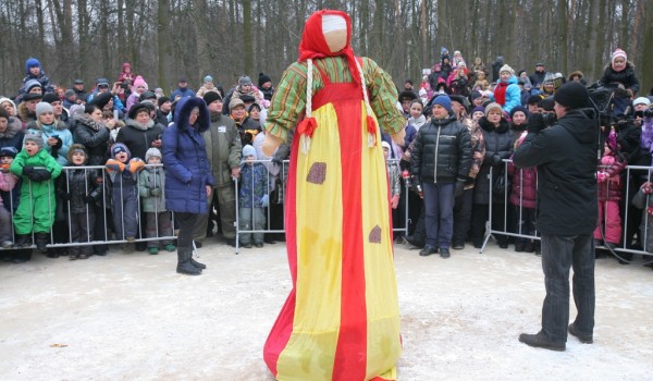 Более полумиллиона человек проводили зиму в парках Москвы