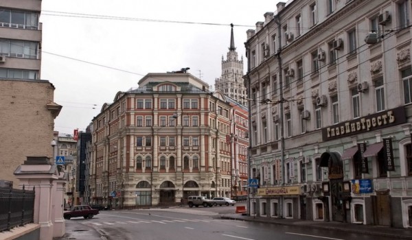 Семь инвесторов в среднем претендуют на «исторические» объекты Москвы на аукционах
