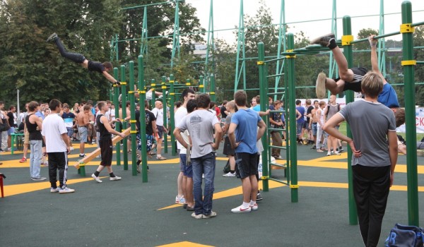 В столице пройдет спортивный праздник «Открытие летнего сезона в “Лужниках”»