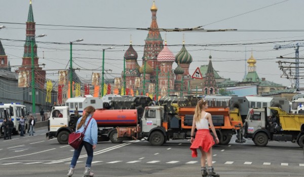 9 мая будет ограничено движение на северо-западе и в центре Москвы в связи с проведением Парада Победы