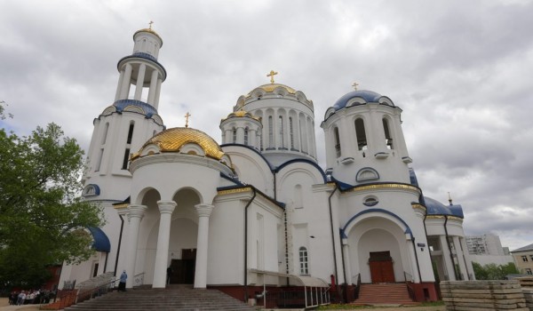 В районе Бибирево построен храмовый комплекс в честь Собора московских святых