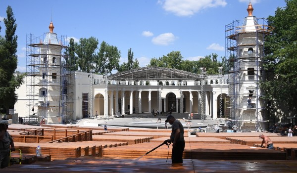 Реставрация зеленого театра ВДНХ завершится к весне 2020 года