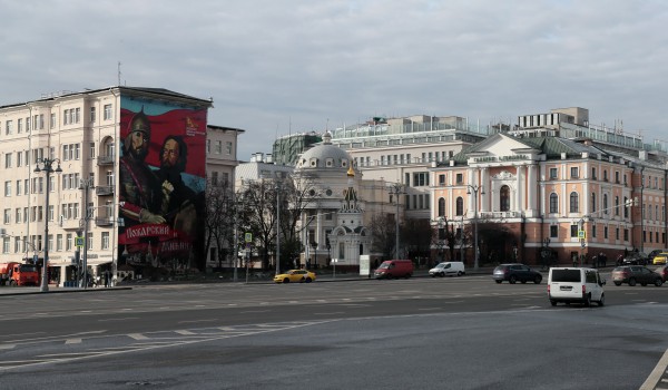 Около 42 тыс. фасадов зданий промоют в Москве до августа