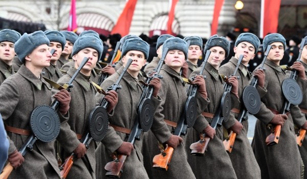 Движение в проезде Девичьего Поля будут перекрывать в феврале для подготовки к параду на Красной площади