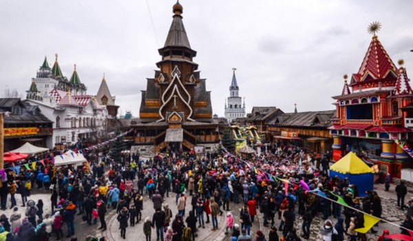 Ярмарочные столбы высотой до девяти метров установят на площадках фестиваля "Московская Масленица"