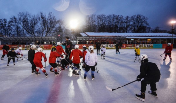 Таганский парк приглашает посетить фестиваль детского дворового хоккея