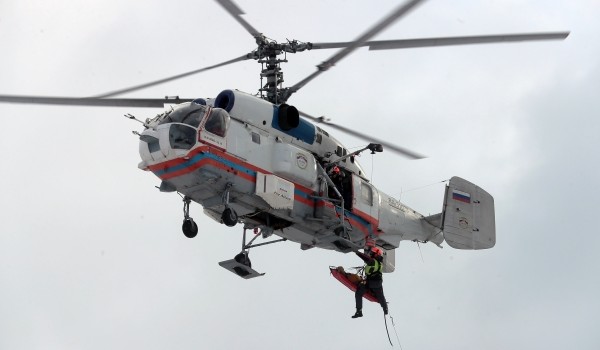 Вертолеты МАЦ украсили символикой 75-летия Победы