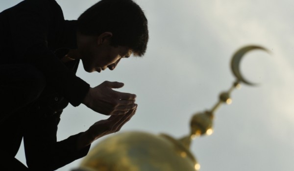 В московских мечетях из-за коронавируса с 18 марта по 10 апреля приостанавливаются коллективные пятикратные и пятничные молитвы