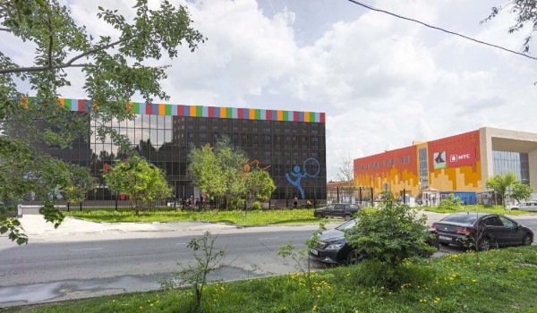 ФОК с футбольным манежем на территории стадиона Эдуарда Стрельцова достроят в этом году