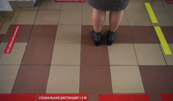 Собянин обязал компании создать условия для соцдистанцирования людей