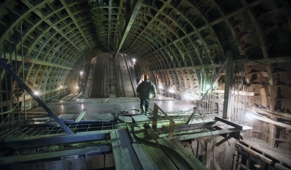Монолитные конструкции станции метро "Улица Народного ополчения" готовы на 80%