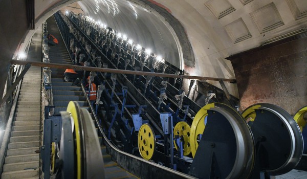 В столичном метро отремонтируют еще 100 эскалаторов до конца 2020 года