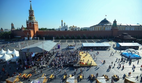 Трехдневная культурно-развлекательная программа от московских библиотек на ежегодном книжном фестивале "Красная площадь"