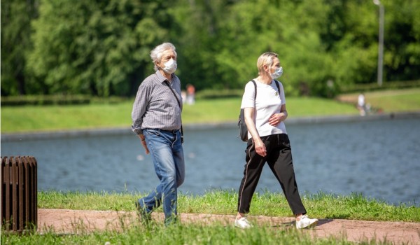 Департамент природопользования призвал велосипедистов в московских парках надевать маски и перчатки