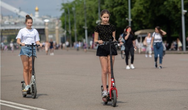 Депутат Мосгордумы: Нужны четкие правила передвижения электросамокатов в городе