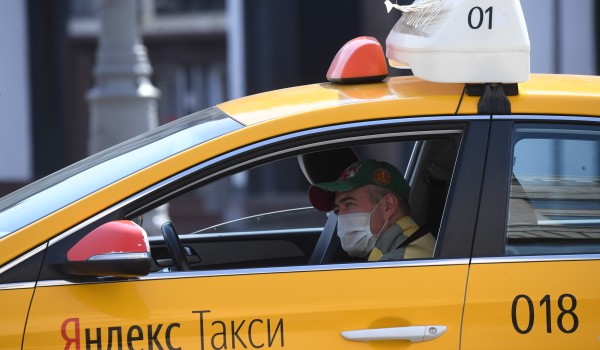 Такси запретят ездить по трем участкам выделенных полос в Москве с 15 августа