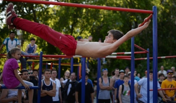 Пять правил воркаута: когда, как и где в Москве заняться спортом на открытом воздухе