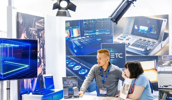 В День города москвичей пригласили на виртуальную прогулку по столице будущего