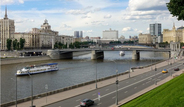 Бородинский мост в Москве