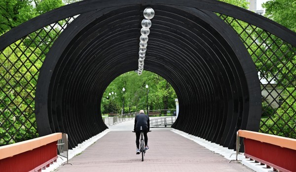На ВДНХ продлят сезон велопроката
