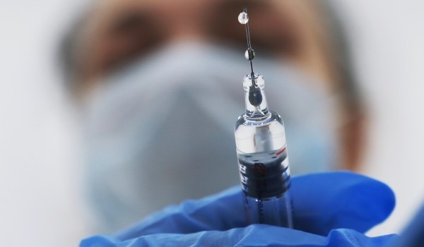 Собянин объявил об открытии 4 декабря записи на вакцинацию от COVID-19