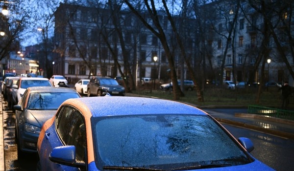 За парковку в неположенном месте пользователей «Делимобиль» будут штрафовать на 3 тыс. рублей